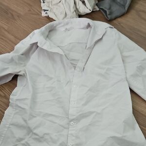 Time and Tru White Button Down Shirt